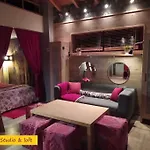 펜션 Modern Studio&loft By The Sea