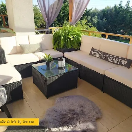 펜션 Modern Studio&loft By The Sea *